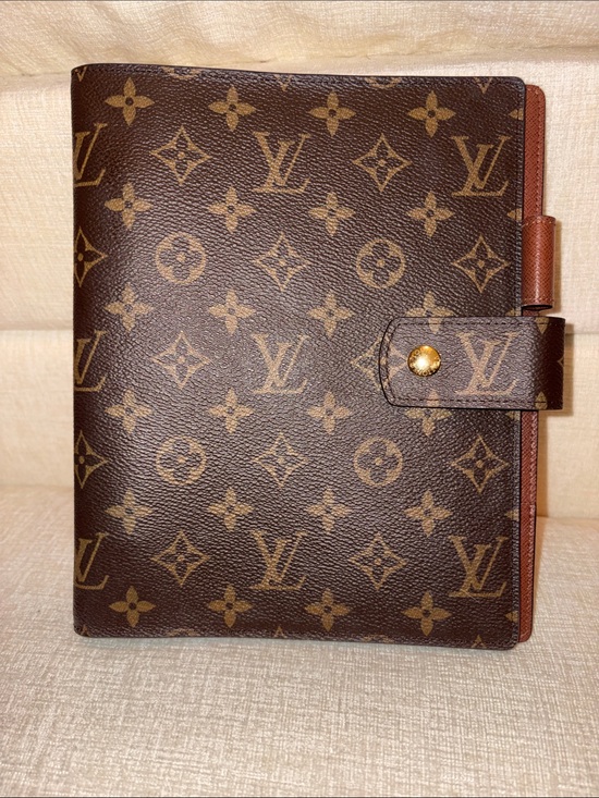 Louis Vuitton Handbags - Louis Vuitton Monogram large ring agenda cover. GM